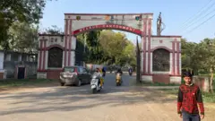 উত্তরপ্রদেশে মীরাট সেনানিবাসের মূল প্রবেশপথ