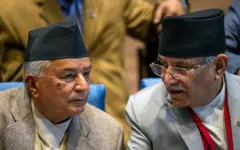 फाइल फोटो: पौडेल र प्रचण्ड 