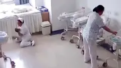 لحظه‌ وقوع زلزله دو پرستار در بخش زایمان در بیمارستانی در چین، نوزادان را در آغوش گرفتند 