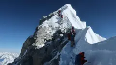 सगरमाथा आरोहण