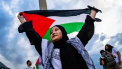 Dubartii alaabaa Filisxeem qabachuun deeggarsa kennaa jirtu