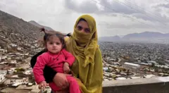 মেয়ের সঙ্গে সোহেলা নিয়াজী।