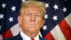 Donald Trump encabeza las encuestas a la candidatura presidencial republicana. 