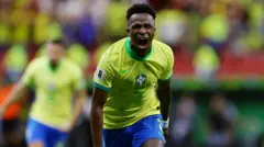 Vinicius Junior yana murnar cin ƙwallo 