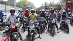 বাংলাদেশে রাইড শেয়ারে মটর সাইকেল সবচেয়ে জনপ্রিয়