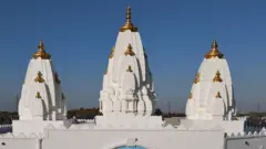 ਬਰੈਂਪਟਨ ਦੇ ਤ੍ਰਿਵੇਣੀ ਮੰਦਰ ਅਤੇ ਕਮਿਊਨਿਟੀ ਸੈਂਟਰ 