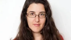 آن طور که گزارش شده خانم تسورکوف، با گذرنامه روسی برای پژوهش روی منطقه شام وارد عراق شده بود