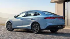 BYD ماشین‌های الکتریکی و هیبرید-الکتریکی تولید می‌کند