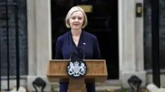 Ministirri Muummee UK Liiz Truus aangoo gadhiisan
