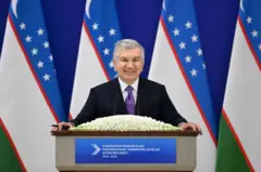 Ўзбекистон президенти Шавкат Мирзиёев 