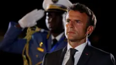 Macron avuga ko Ubufaransa buzobandanya bufasha gisirikare iki gihugu co muri Africa y'Uburengero mu kwigisha ingabo za Cameroun 