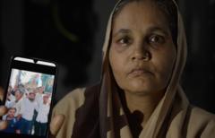 प्रयागराज छात्र आंदोलन: पुलिस ने कहा 'गिरफ़्तार लोगों में कोई छात्र नहीं', बीबीसी की पड़ताल में परिवारों ने दिखाए पढ़ाई के दस्तावेज़