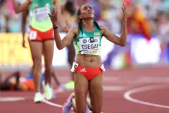 በሴቶች 5 ሺህ ሜትር ያሸነፈችው ጉዳፍ ፀጋይ