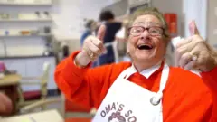 ኔዘርላንዳዊት ኣደ