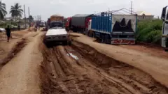 Okporoụzọ si Aba gawa Pọtakọt