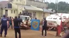 Ku mupaka wa Kasindi, abasirikare ba ONU babanje guterana amagambo n'abapolisi ba DRC mbere yo gutangira kurasa