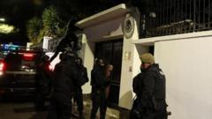 キトのメキシコ大使館に警察が突入