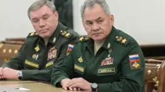 Savunma Bakanı Sergey Şoygu ve Genelkurmay Başkanı Valeri Gerasimov 