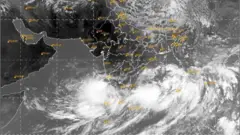 ভারতীয় আবহাওয়া অধিদপ্তর বঙ্গোপসাগরে নিম্নচাপ নিয়ে পূর্বাভাস দিয়েছে