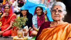 तारा भवाळकर आणि वारकरी