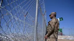 پاکستان فوجی افغان بارڈر