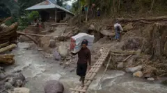 Bencana banjir dan longsor di Sumbar