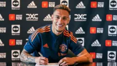 Antony ya buga wasa karkashin koci Ten Hag a Ajax lokacin da yake jan ragamar kungiyar