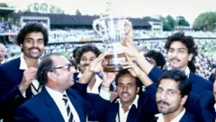 இந்தியா Vs பாகிஸ்தான், ஆசிய கோப்பை போட்டிகள், சுனில் காவஸ்கர், ஜாவித் மியான்டட், கபில்தேவ்
