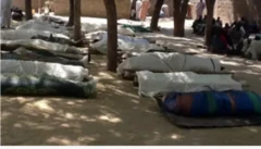 FG: sawirka waa meydadka dad ku dhintay weerar ay kooxda Boko Xaraam ku qaaday magaalada Konduga ee Nigeria