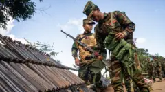 TNLA တပ်ဖွဲ့ဝင်များ 