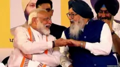 ਨਰਿੰਦਰ ਮੋਦੀ ਅਤੇ ਪ੍ਰਕਾਸ਼ ਸਿੰਘ ਬਾਦਲ 