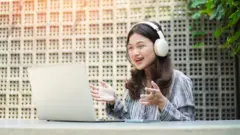 Ilustrasi pekerja Gen Z