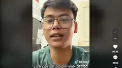 Guru ASN di Kota Bandung, Husein Ali Fafsanjani, mengaku mengalami intimidasi saat melaporkan dugaan pungli di saat kegiatan latsar Pemkab Pangandaran tahun 2020. 