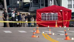 Agentes del FBI investigan la escena en Biddeford, Maine, donde un hombre habría fallecido tras un encuentro con funcionarios de inmigración.