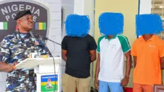 Aworan agbẹnusọ ọlọpaa atawọn afurasi