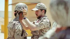 ولي العهد الأردني الأمير الحسين بن عبدﷲ الثاني خلال تدريب عسكري