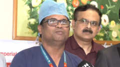 মুস্তাফিজের চিকিৎসক ডক্টর মঈনুদ্দীন এম ইলিয়াস কথা বলেন গণমাধ্যমের সাথে