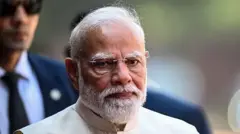  பிரதமர் நரேந்திர மோதி