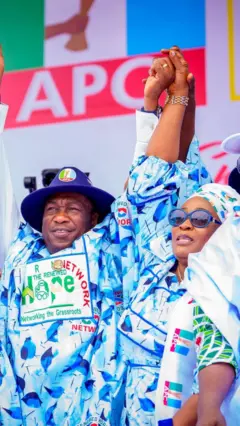 Kedụ ndị ji ọkọlọtọ APC azọ ọkwa gọvanọ na steeti dị iche iche?
