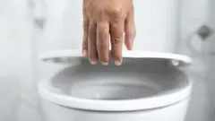 Harka teessuma mana fincaanii qabee jiru