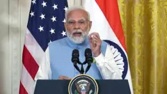 નરેન્દ્ર મોદી