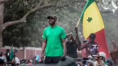 Shugaban 'yan adawa Ousmane Sonko a wani taro a Ziguinchor a ranar 24 ga Mayu, 2023.