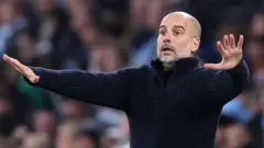 Bumwe mu buryo Pep Guardiola yifashemo mu mukino Man City yatsinzemo Arsenal