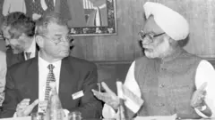 மன்மோகன் சிங்: ஏழ்மையில் பிறந்து பிரதமராக உயர்ந்தவரின் அரிய புகைப்படத் தொகுப்பு