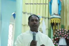 ရွှေဘိုမြို့နယ်မှာ အသတ်ခံလိုက်ရတဲ့ ဖာသာဒေါ်နယ်မာတင် (ခေါ် ) ရဲနိုင်ဝင်းကို ပြင်ဦးလွင်မြို့မှာ သင်္ဂြုလ်မှာ ဖြစ်ပါတယ်။