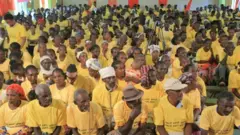 “ብሄራዊ ሓድነት ንምውሓስ ብሄራዊ ህላወን ድሕንነትን ትግራይ” ብዝብል መራሒ ሓሳብ ህዝቢ ብሄረሰብ ኩናማ ኣብ ከተማ ሸራሮ ዘሳለጦ ኣኼባ