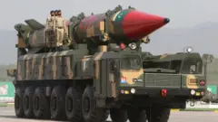 पाकिस्तान की शाहीन बैलिस्टिक मिसाइल 