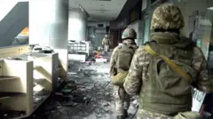 Бийлик зордук-зомбулукка "террорчуларды" күнөөлөп жатат