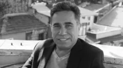 SABRİ URGAN siyah beyaz fotoğrafta 