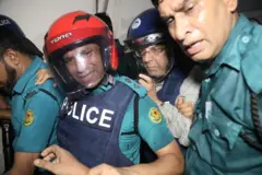 আদালতে সাবেক আইনমন্ত্রী আনিসুল হক।
